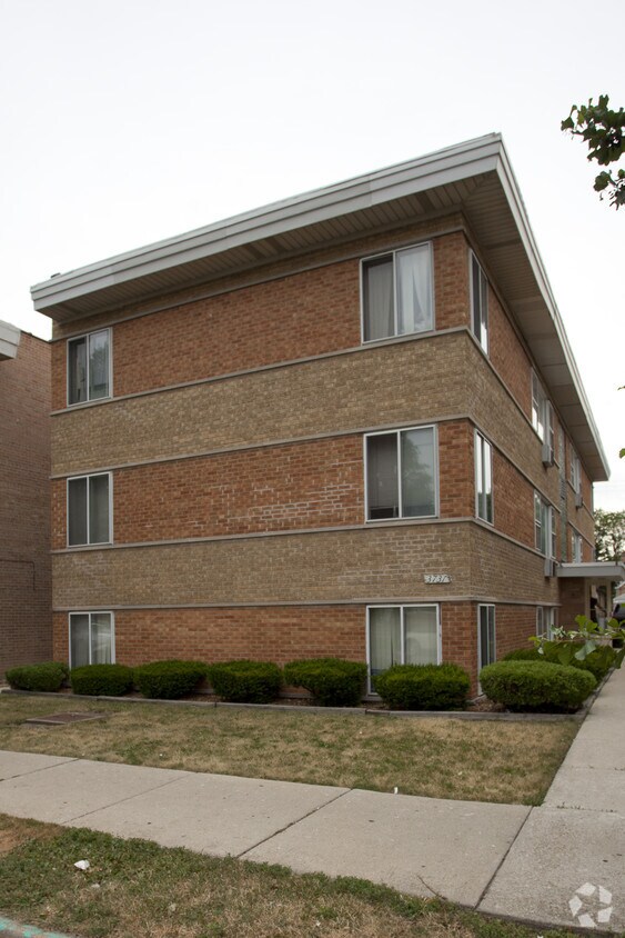 Primary Photo - 3737 N Harlem Ave