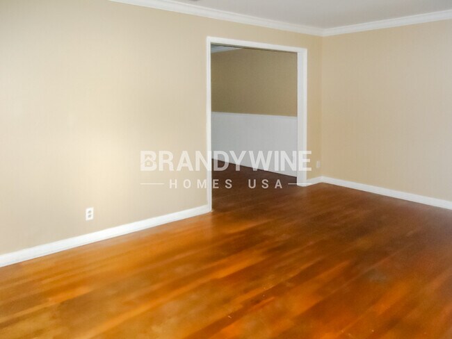 Foto del edificio - 3540 Cesery Blvd