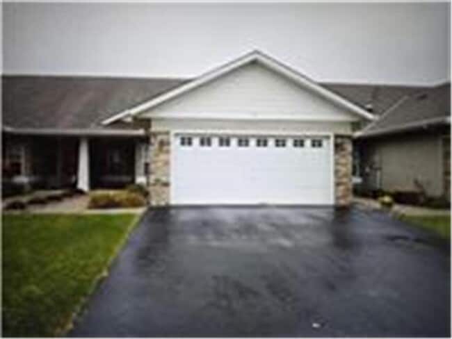 Foto del edificio - 7445 Timber Crest Dr S