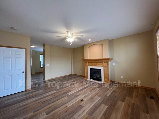 Building Photo - 7764 Beech Tree Ln