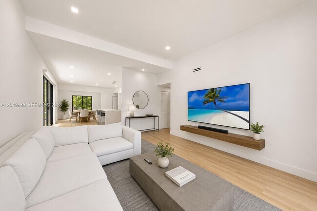 Foto del edificio - 180 SW 38th Ct