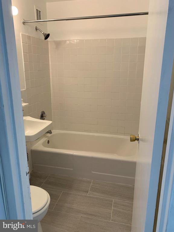 Foto del edificio - 1021 Arlington Blvd