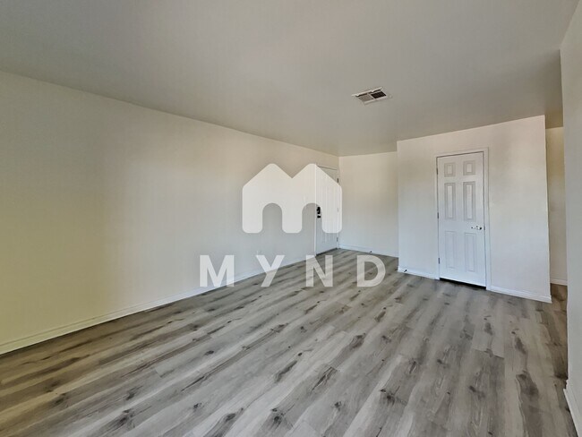 Foto del edificio - 2451 N Rainbow Blvd Apt 2150
