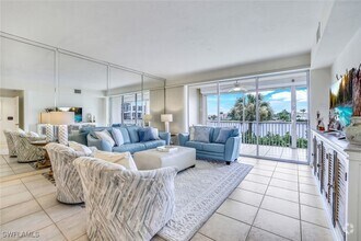 Building Photo - 9380 Gulf Shore Dr