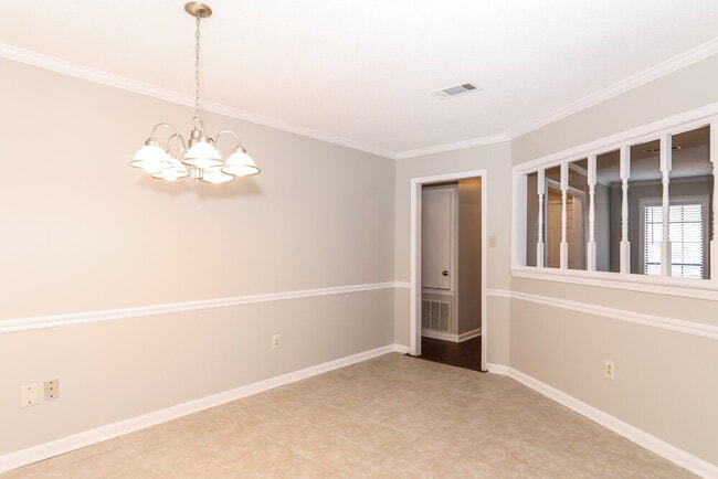 Foto del edificio - 7159 Eastover Blvd