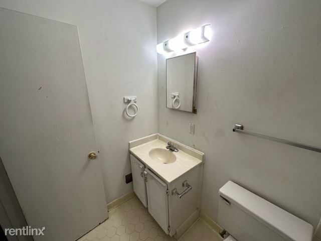 Foto del edificio - 2 br, 1.5 bath Townhome - 3919 Overland Ht...