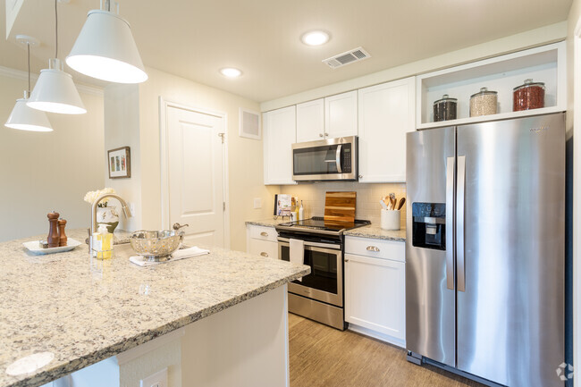 1 BR, 1 BA 785 SF - Anthem at Ledge Stone