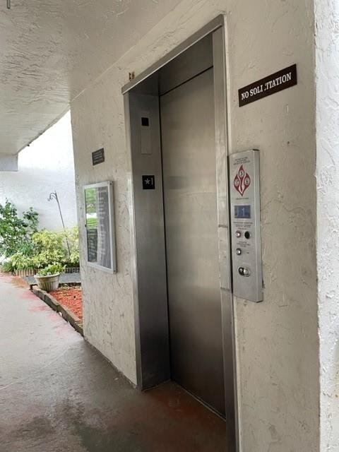 Foto del edificio - 1751 Northwest 75th Avenue Apt #102, Plant...