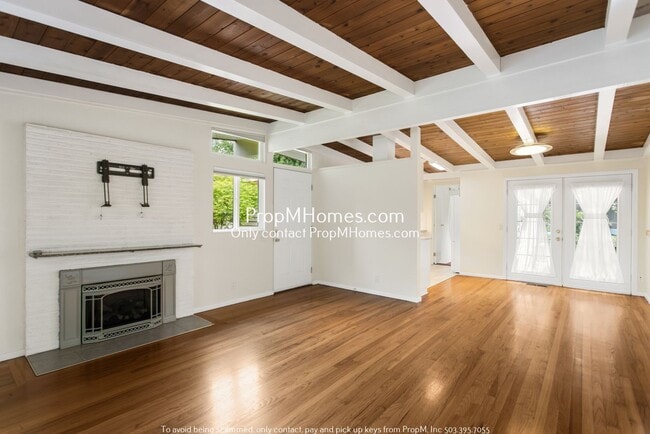 Building Photo - Mid-Century Dream Home: Three Bedrooms and an ADU Await!