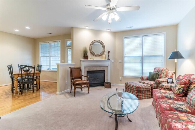 Foto del edificio - 5605 Slide Rock Ln
