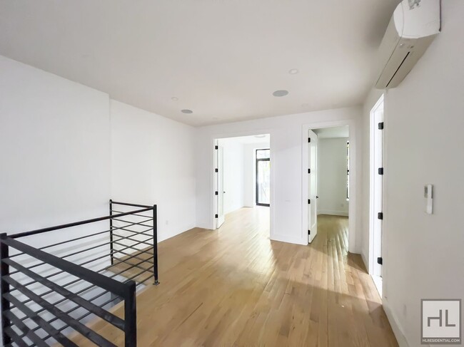 Foto del edificio - Stuyvesant Heights / Recently Renovated / ...