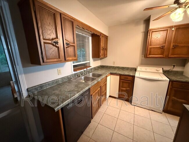 Foto del edificio - 4573 Boyce Rd