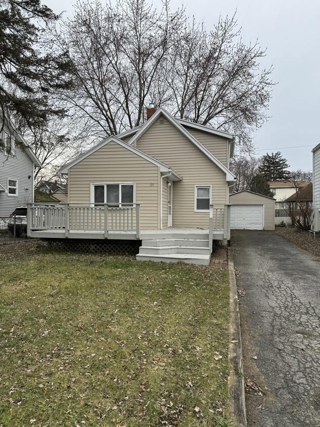 Primary Photo - 131 Sheraton Dr