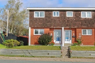Building Photo - 1 Cumberland Crescent