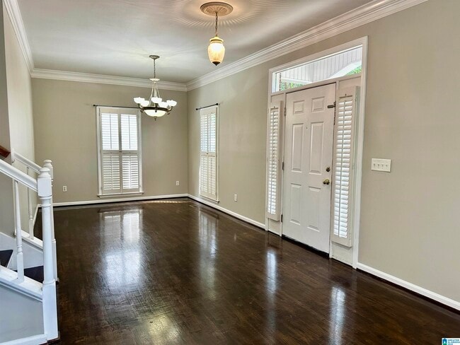 Foto del edificio - 515 Meadow Ridge Cir
