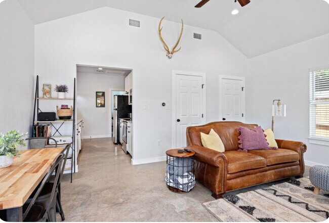 Foto del edificio - 1004 13th St