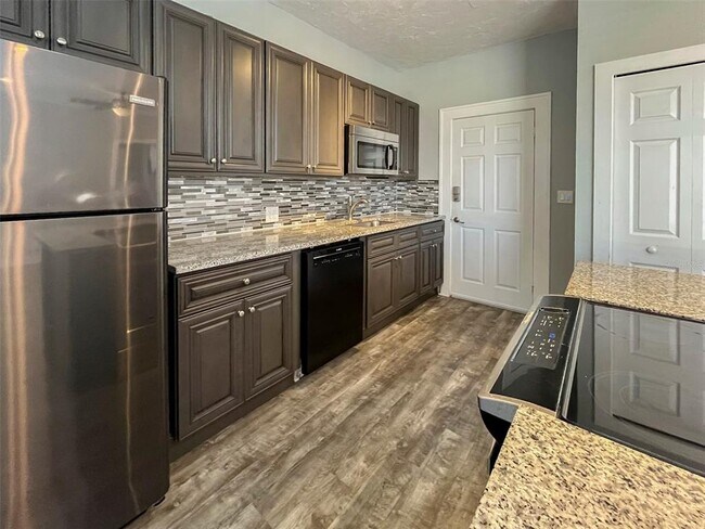 Building Photo - 408 Armada Rd