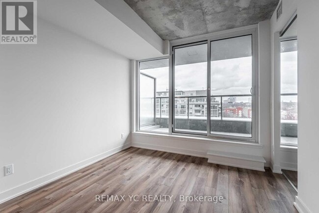 Building Photo - 30 Baseball Pl