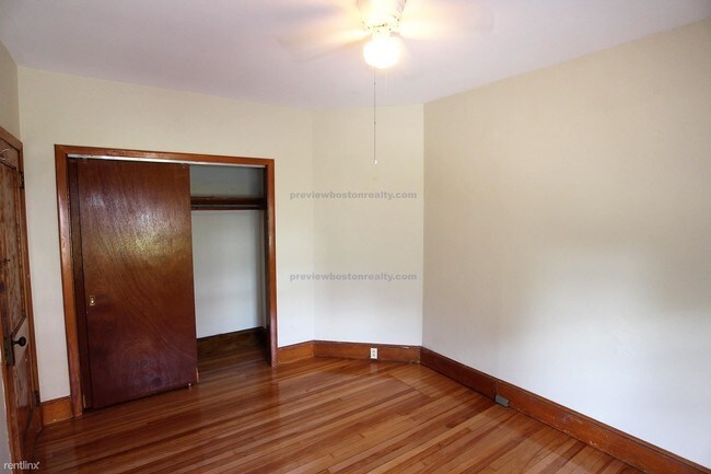 Foto del edificio - 75 Prescott St