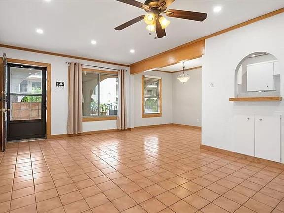 Foto del edificio - 505 W 7th St