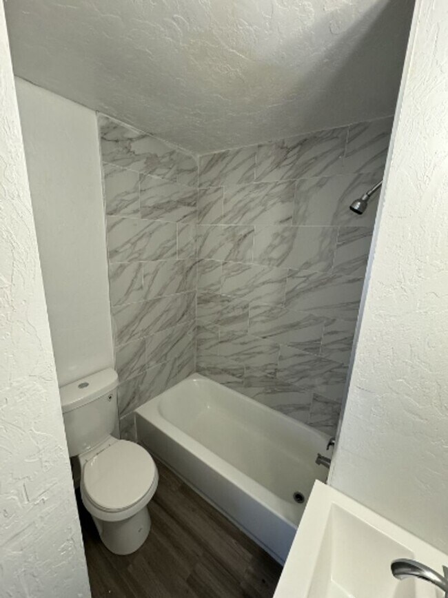 Foto del edificio - 133 SE 45th St
