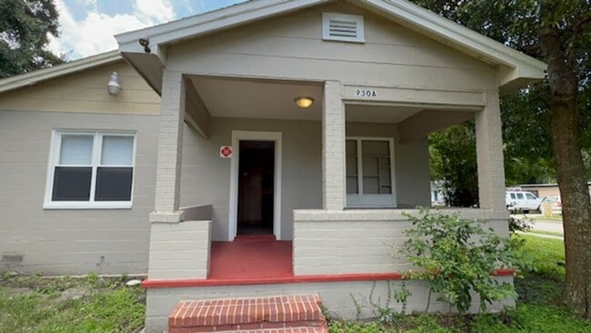 Photo - 930 18th St Apartment