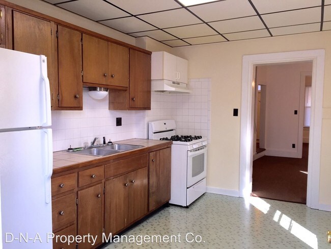 Building Photo - 121 N Courtland St