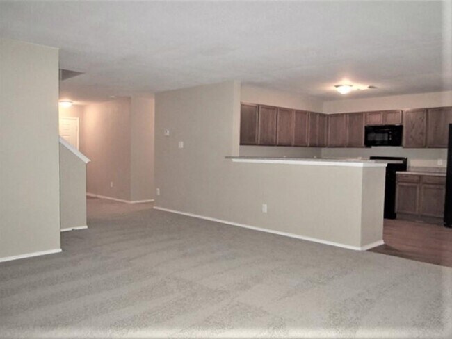 Foto del edificio - 9618 Lasbury Dr