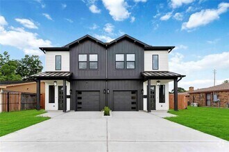 Building Photo - 9227 Ashville Dr