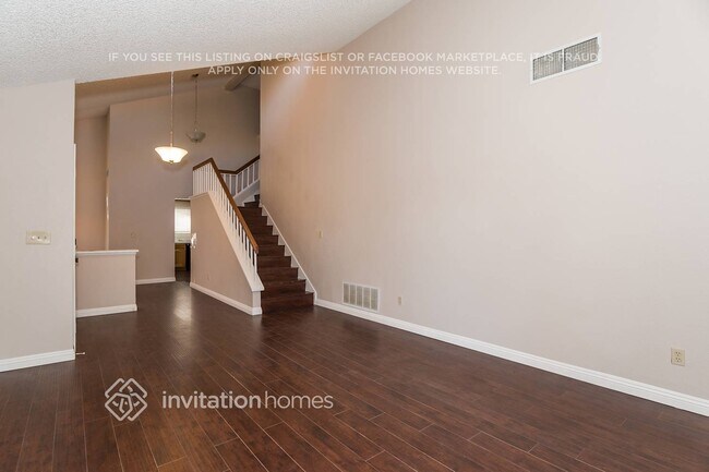 Foto del edificio - 330 Hutchings Ln