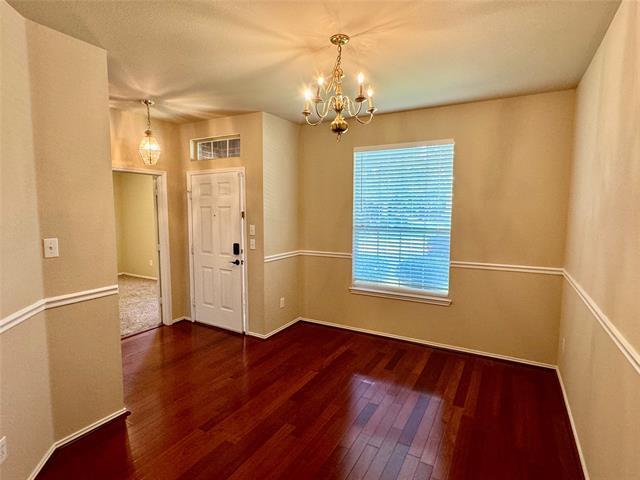 Building Photo - 1716 River Oaks Dr