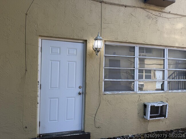 Foto del edificio - 1004 NW 2nd St