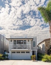 Building Photo - 2427 Silverstrand Ave