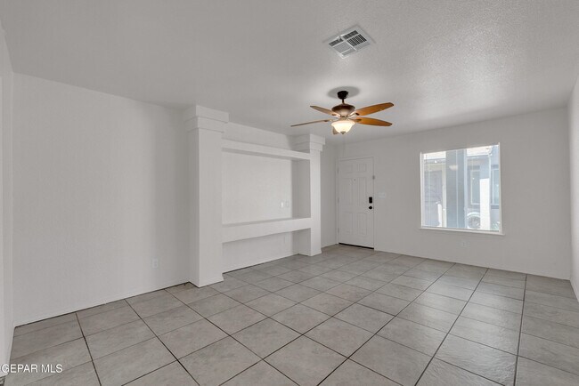 Foto del edificio - 9277 Leonardo Ave