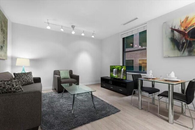 Foto del edificio - 1456 H St NW