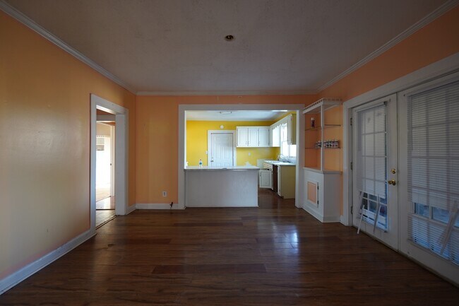 Foto del edificio - 606 W Tunstall St