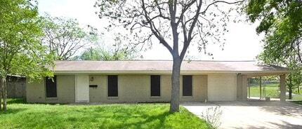 Building Photo - 1232 Chippendale Dr