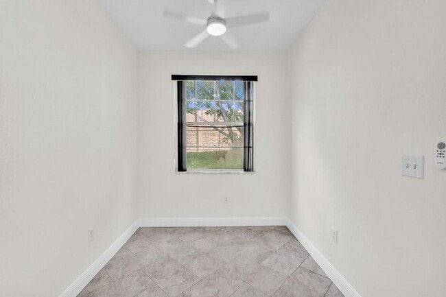 Building Photo - $3,199MONTHLY;13227 SW 42ND STREET HOLLYWO...