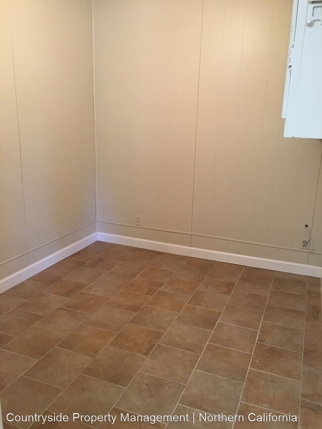 Foto del edificio - 3 br, 1 bath House - 2333 6th Street