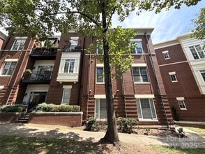 Building Photo - 739 Garden District Dr