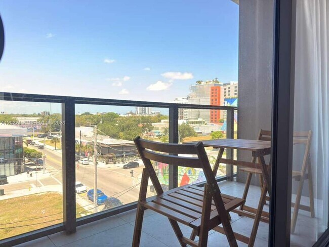 Foto del edificio - 2700 NW 2nd Ave