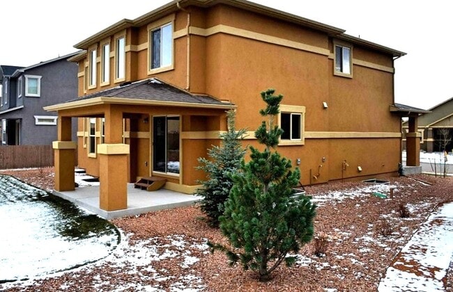 Building Photo - 5208 Monarch Crest Way
