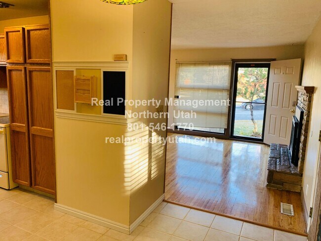 Foto del edificio - 3 bed 1.5 bath Ogden Home Coming Soon