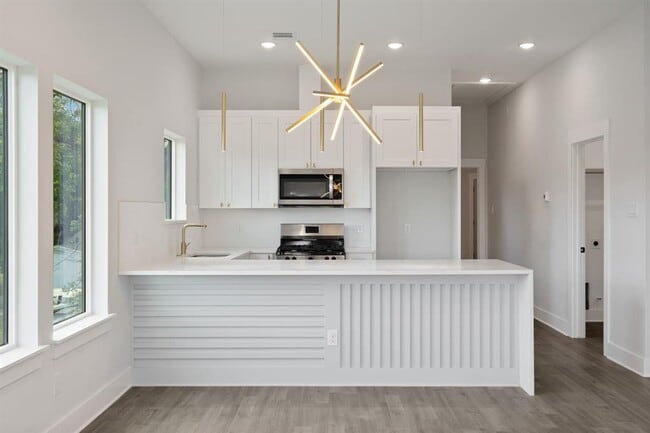 Building Photo - 8114 Double