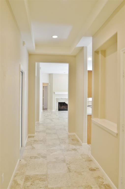 Building Photo - 10 Cypress Bayou Ct