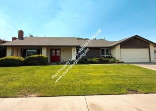 Building Photo - 1406 Oak Knoll Rd
