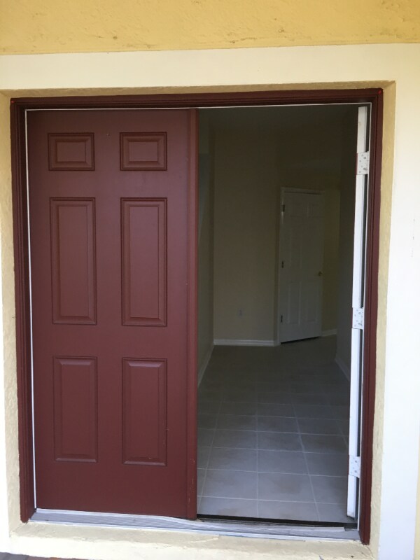 Foto del edificio - 5522 Lake Leta Blvd