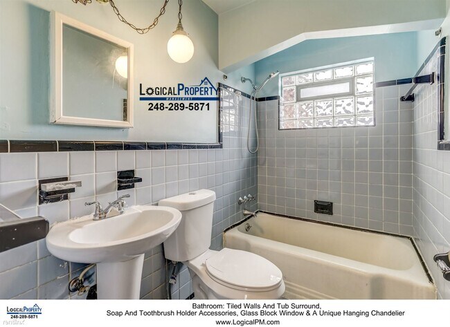 Building Photo - 2 br, 1 bath House - 19601 Yonka St