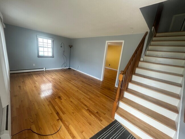 Sala de estar - 204 School St