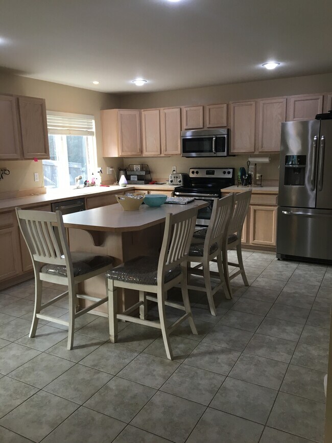 Foto del edificio - 4014 45th Ave NE